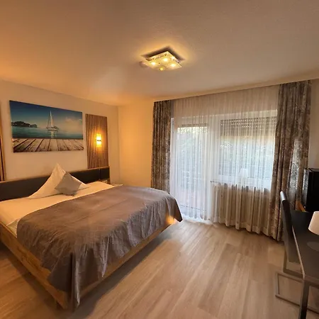 Garni Schick Hotel 3*