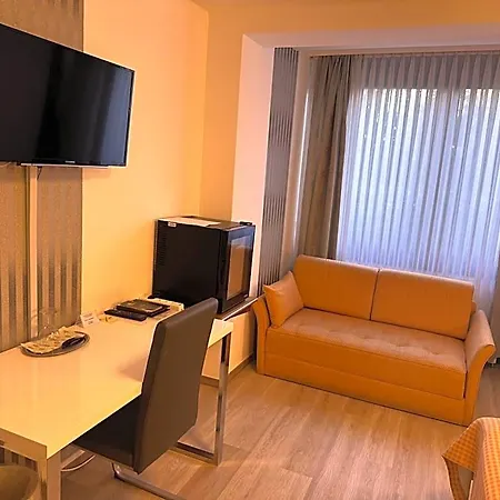 Отель Garni Schick 3*